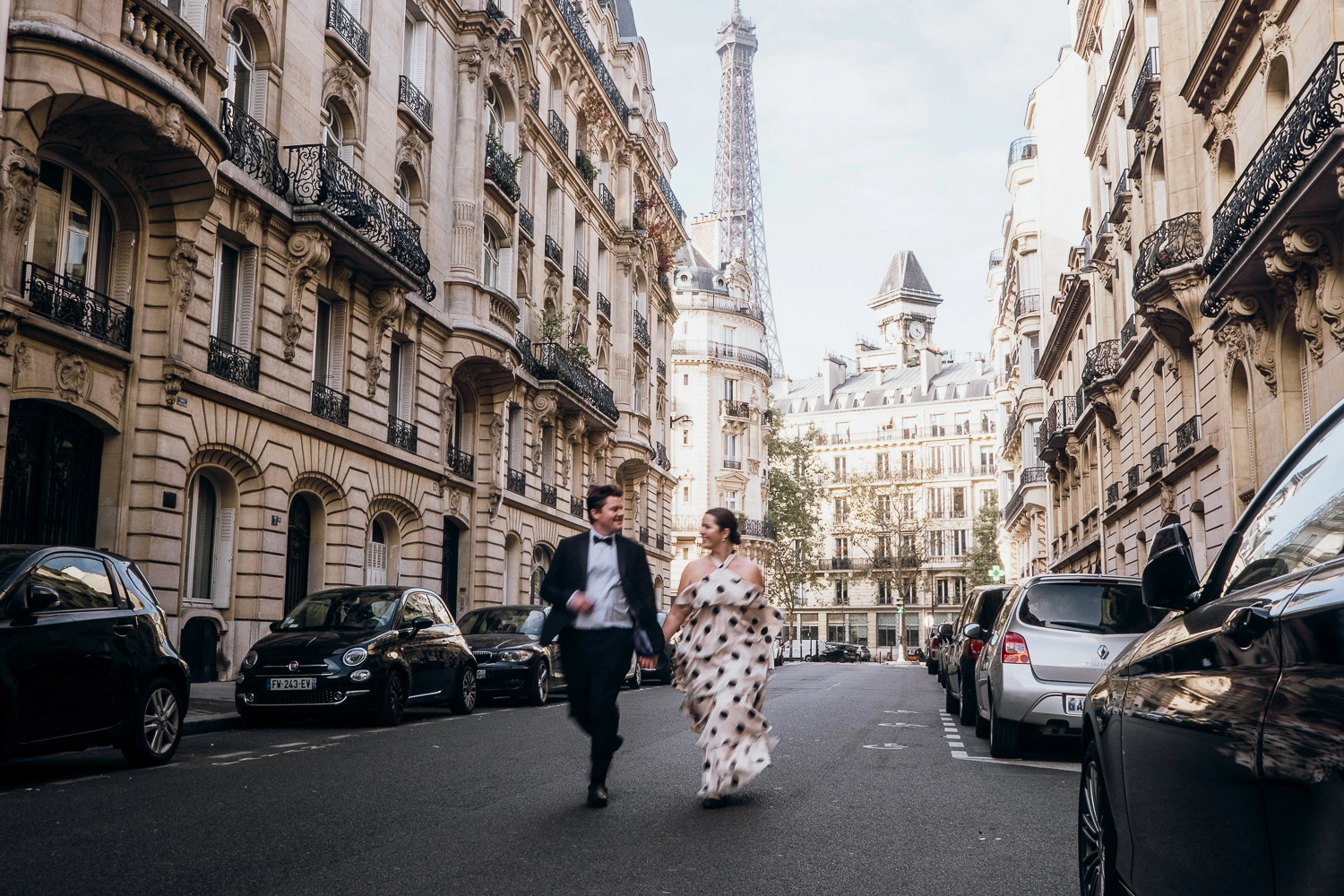 Eiffel Tower Couple Photoshoot