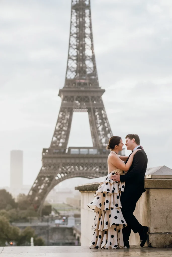 Elegant Paris couple photos
