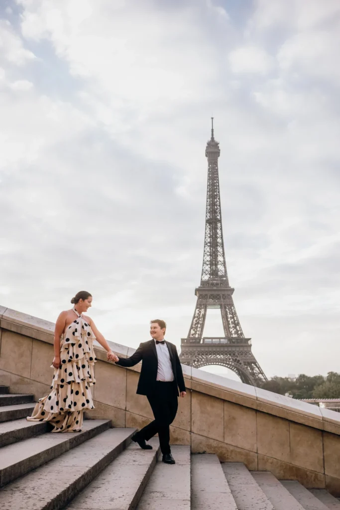 Eiffel Tower couple photography