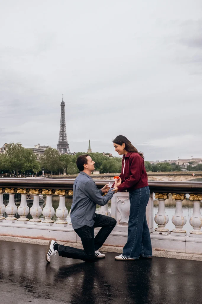 Surprise proposal in Paris at Alexandre III Bridge