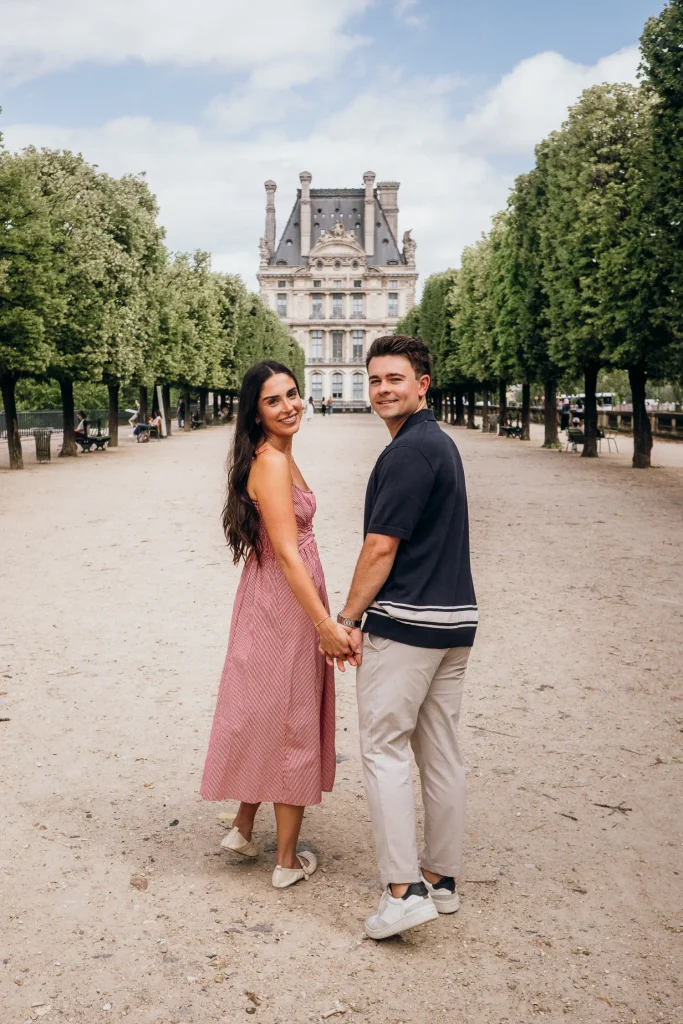 Surprise proposal in Paris at the Tuileries Garden
